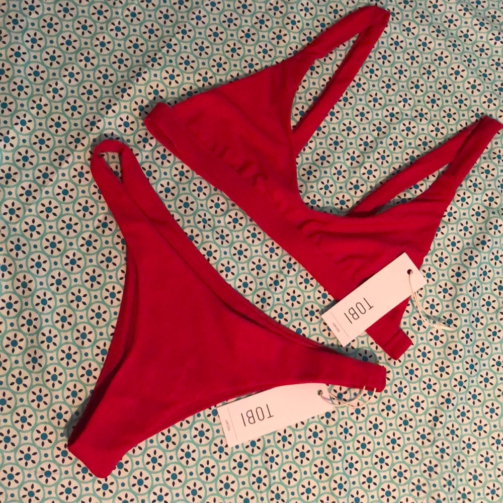 Tobi Swim